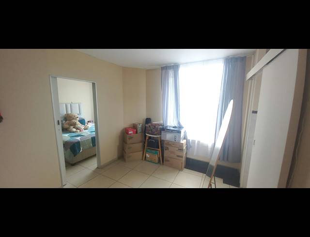 1 BEDROOM FLAT FOR SALE IN ESSENWOOD